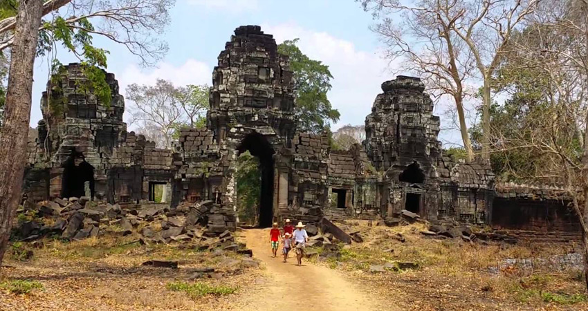 Sambor Prei Kuk - Prasat Bakan tour 2Days
